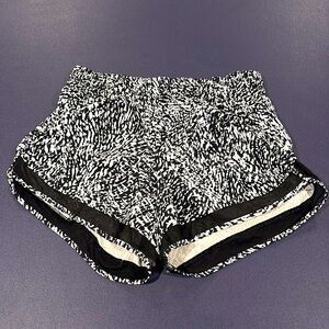 ATHLETA MESH RACER RUN SHORTS